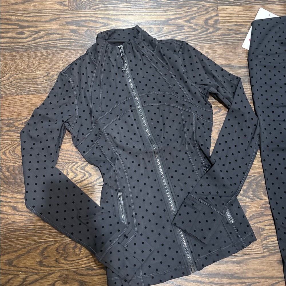 lululemon athletica Black Polka Dot Jacket & Leggings Set - Picture 4 of 12